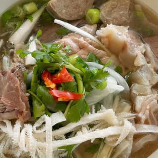 4. Chin Nam Gan Sach Bo Vien